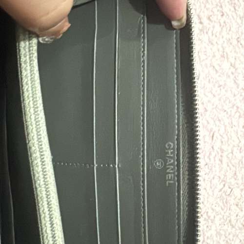 Chanel Coco Mark Round Zip Brilliant Black Authentic Caviar Skin Long Wallet SHW