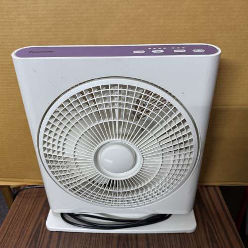 Panasonic  樂聲牌坐枱鴻運扇，乾淨100 ％全正常。