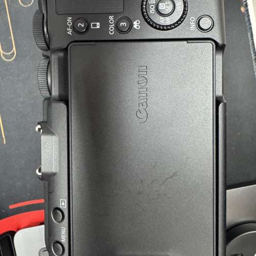 R50v RF-s 14-30 F4-6.3