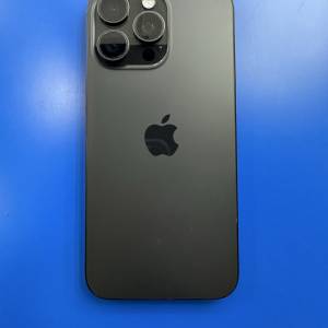 iPhone 15 pro max 256gb 黑 香港行貨9成9新  電池健康度89 % 功能全正常 任意檢驗...