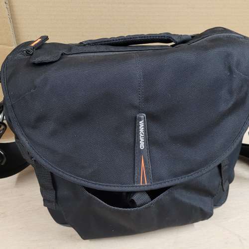 Vanguard The Heralder 28 相機袋