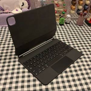 Apple Magic Keyboard 12.9 黑色 行貨 99%新 全新一樣 非常少用和新淨 當時蘋果專門...
