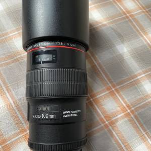 Canon EF 100mm f2.8 Macro