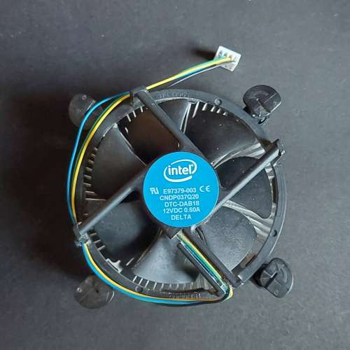 INTEL i3 10100 + KLEVV DDR4 8G * 2