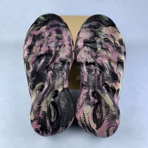 adidas Yeezy Foam Runner MX F| 洞洞鞋 MX Carbon 紫色小醜IG9562