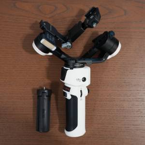智云 Zhiyun Crane M3S｜小巧好用｜操作正常｜送 F38 快拆架