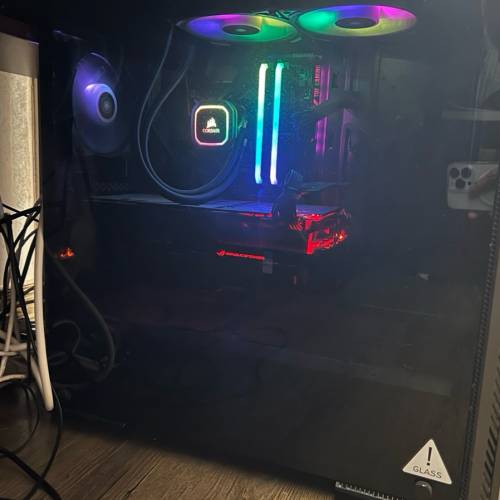 i7-9700k RTX 2080 super 電競電腦