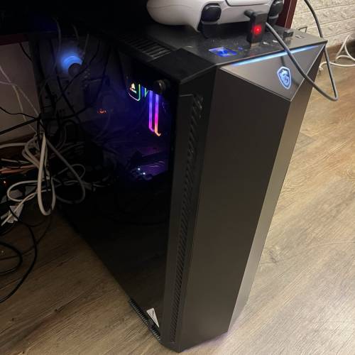 i7-9700k RTX 2080 super 電競電腦