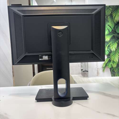 [旋轉升降] BenQ DesignVue 23.8" [2K QHD] IPS sRGB 專業設計繪圖顯示器 (BL2420P...