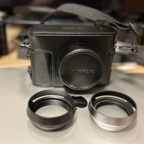Fujifilm x100v (Silver)