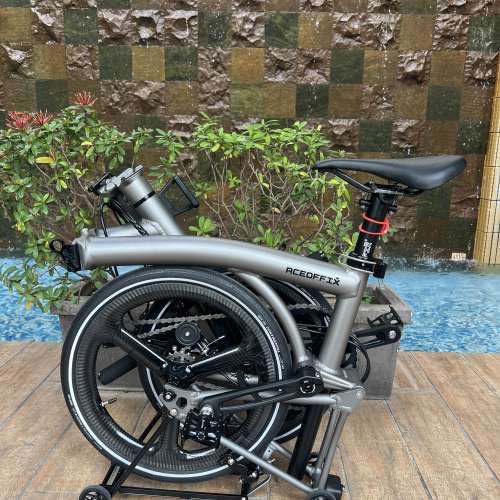 2025 最新款超輕版 ACEOFFIX C5 5速/7速 啞黑色碳前叉鋁合金折叠車 送前後蛙燈叮叮