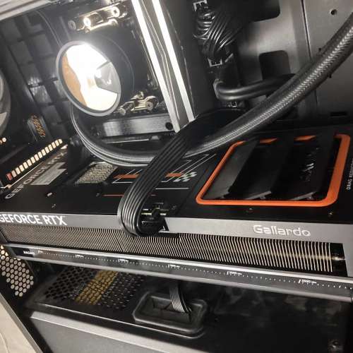 賣manli rtx 5090d 32gb 顯示卡
