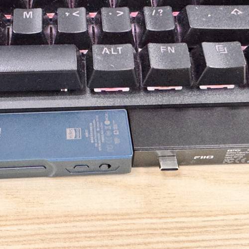 FIIO KA17 解碼耳擴和電池組