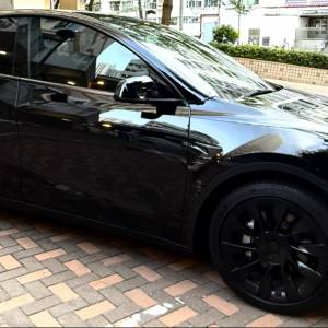 tesla model Y LR Long range