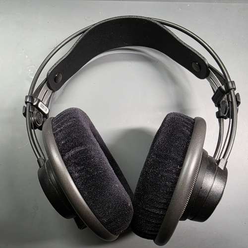 AKG 65 周年限量版 K702