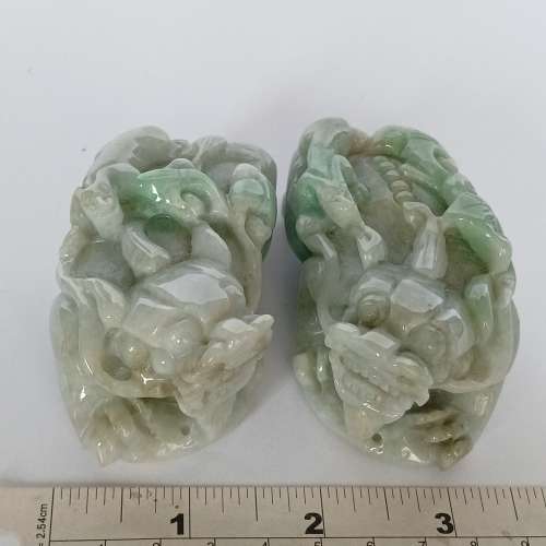 一對翡翠A玉 约3寸好運招财貔貅擺件/手把件，有色 好工， 鎮店鎮宅之寶。一對售1680...