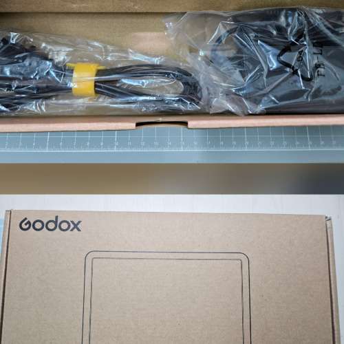 95%new 神牛 P260C PRO 45w 柔光 雙色補光燈