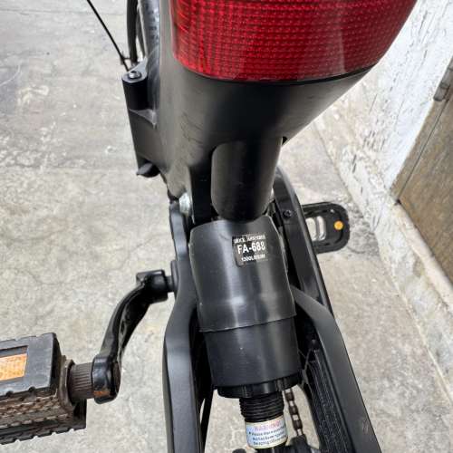 JETSON  16 ＂電動單車，9成新，全正常，只欠電池。