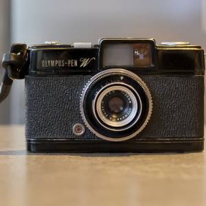 olympus pen-w 半格相機