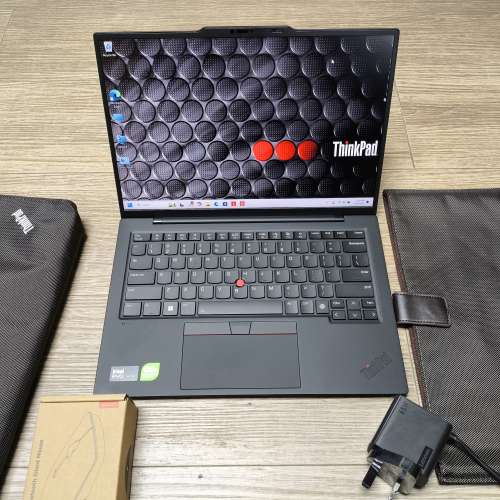 Lenovo ThinkPad x1 carbon gen 12 ultra 7 155H (H 高強版）.win 11 pro.office 2...