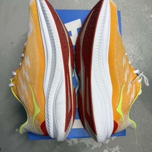 HOKA Mach 6 - size US 12