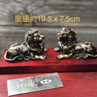 滙豐銀行 舊版銅獅子擺設 原裝精美木盒版   HSBC Metal Lion Set with original wo...