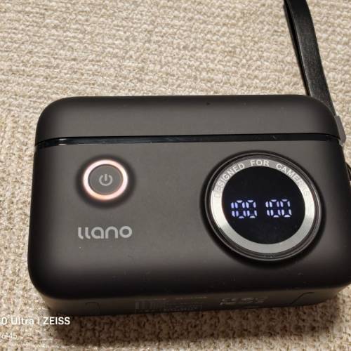 綠巨能,快速差電盒100%新,可快速差W126富士相機電池兩舊及可放置2張記憶卡