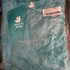 deliveroo外賣Tee細碼 , 全新未拆