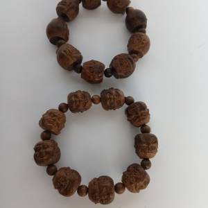 沉香木珠手串，约18mm,佛公/壽星公，兩條共售200 元,單一條138 元