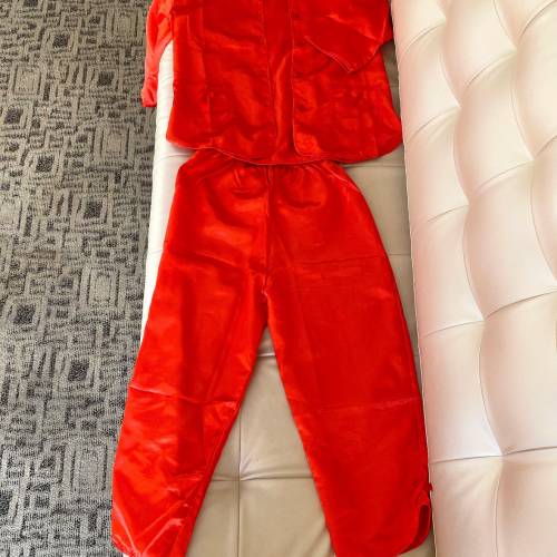 結婚用品 紅褂鞋 38/39 size +女裝上頭睡衣 S/ M size +紅跪墊一對