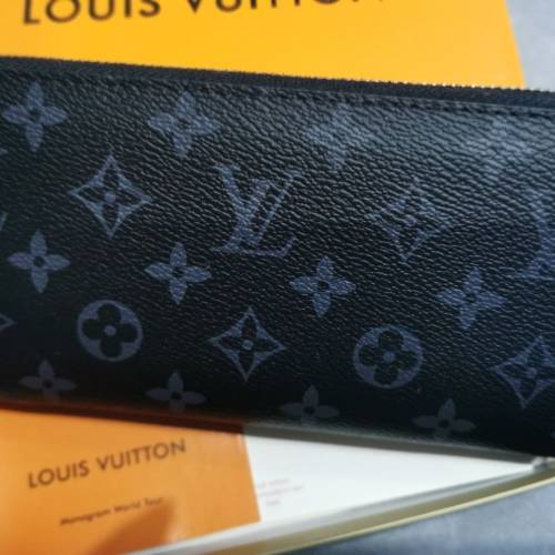Louis Vuitton 經典款長銀包