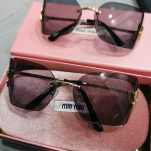 Miu Miu 太陽眼鏡