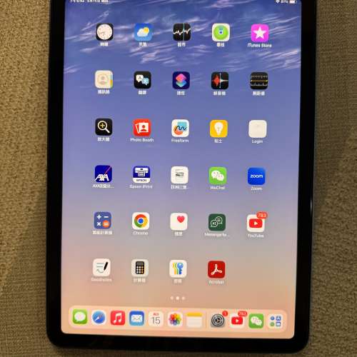 Apple iPad Air 5代 M1晶片 香港行貨，插卡版 64GB 藍色