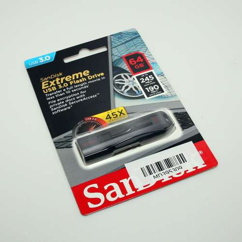 SanDisk Extreme Cruzer SDCZ800-064G 64GB (R245W190) USB 3.0 Flash Drive