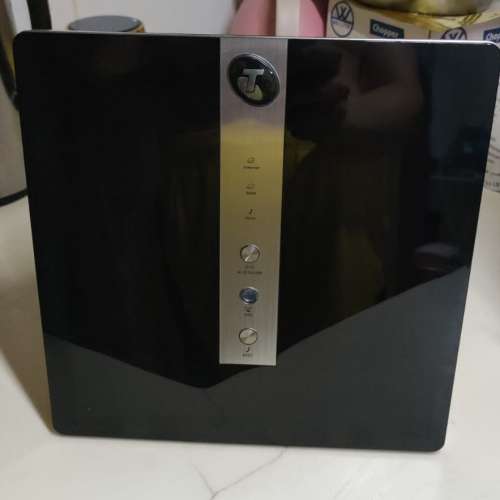 Telstra Business Smart 數據機/閘道 Pro/Netgear V7610-1TLAUS 路由器