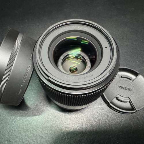 [接近全新] Sigma 30mm F1.4 DC DN (Fuji X mount) - 行貨有保2028年