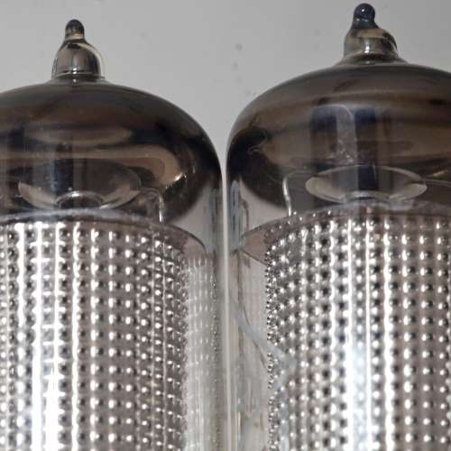 Haliron  EF86  (Russia)全新,每支$220