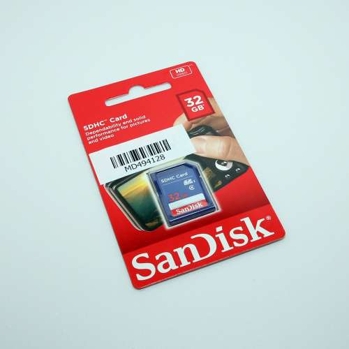 SanDisk 32GB SDHC SDSDB-032G (Class 4) Memory Card