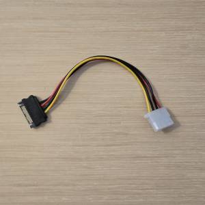 SATA15P公轉大4P母電源線