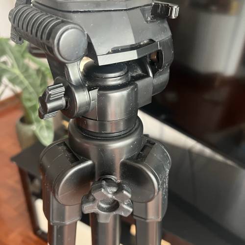 Velbon DF-61三脚架