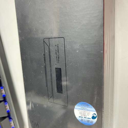 Luxury & Precision W2