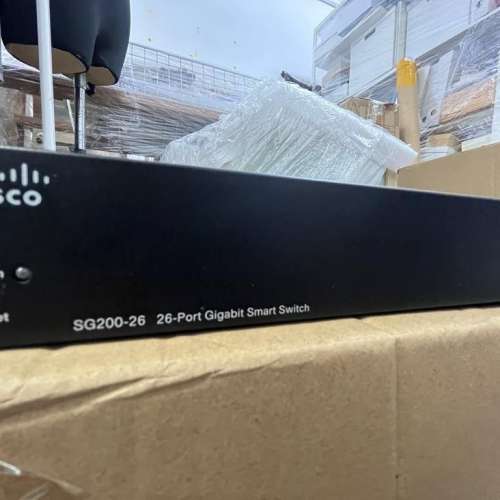 Cisco 26-port Gigabit Smart Switch SG200-26 with Rack Mount L-Bracket