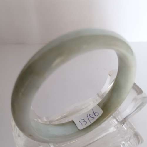 翡翠A玉手鈪, 圓滑好水頭, 單隻500元，兩隻起八折，四隻七折。no.D16.5.25