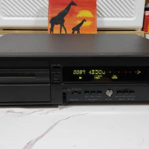 中道3磁頭錄音座（Nakamichi)