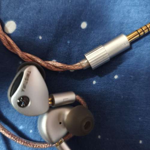 二手TWISTURA Woodnote 木振膜單圈耳機