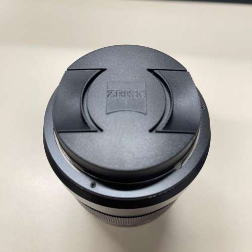 Zeiss Distagon T* 2/35 ZE with B+W UV-Haze 1x MRC Filter