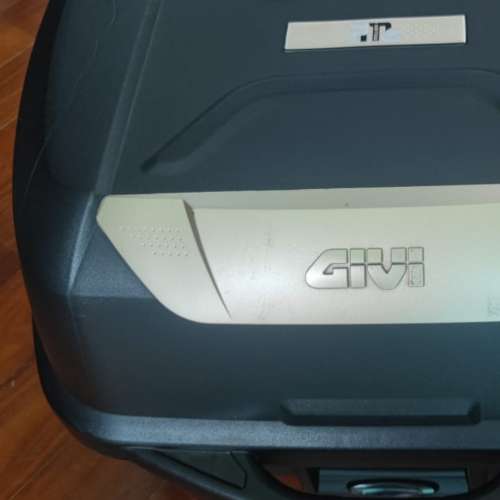 Givi 尾箱 E43