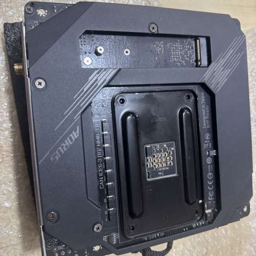 GIGABYTE Aorus X570I 主板