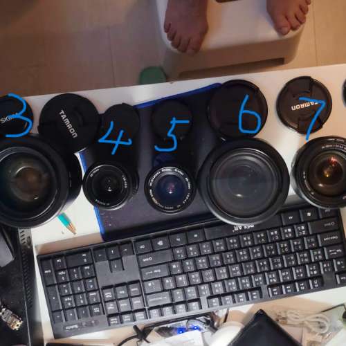 放九支副廠及有原廠NIKON AF或AFD及手動對焦變焦鏡全部共=$6400