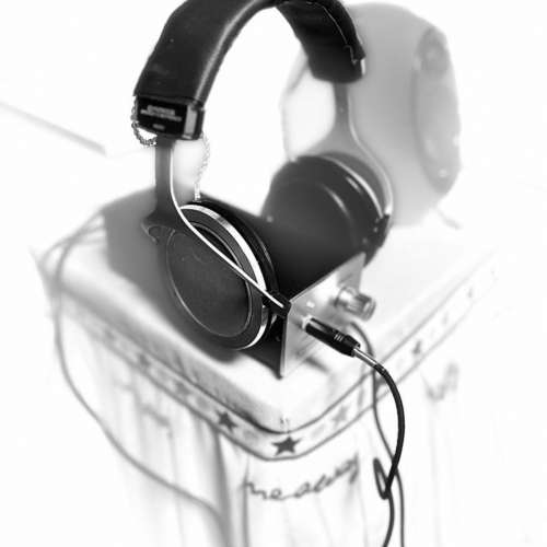 先鋒 SE-700 旗艦壓電平板耳機 搭配 HA-100 耳機放大器